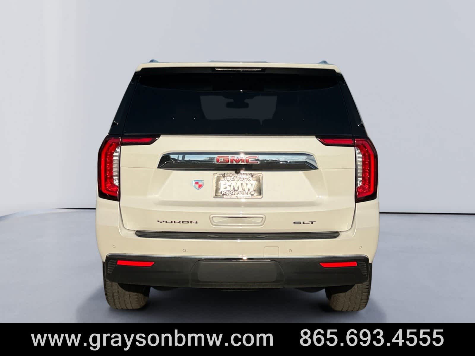 Used 2022 GMC Yukon SLT w/ SLT Premium Package AWD/4WD image 4