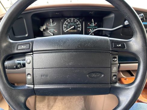 Used 1994 Ford E-150 and Econoline 150 RWD image 17