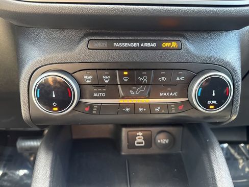 Used 2024 Ford Escape Active w/ Cold Weather Package image 18