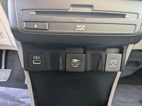 Certified 2023 Honda Odyssey Touring image 20