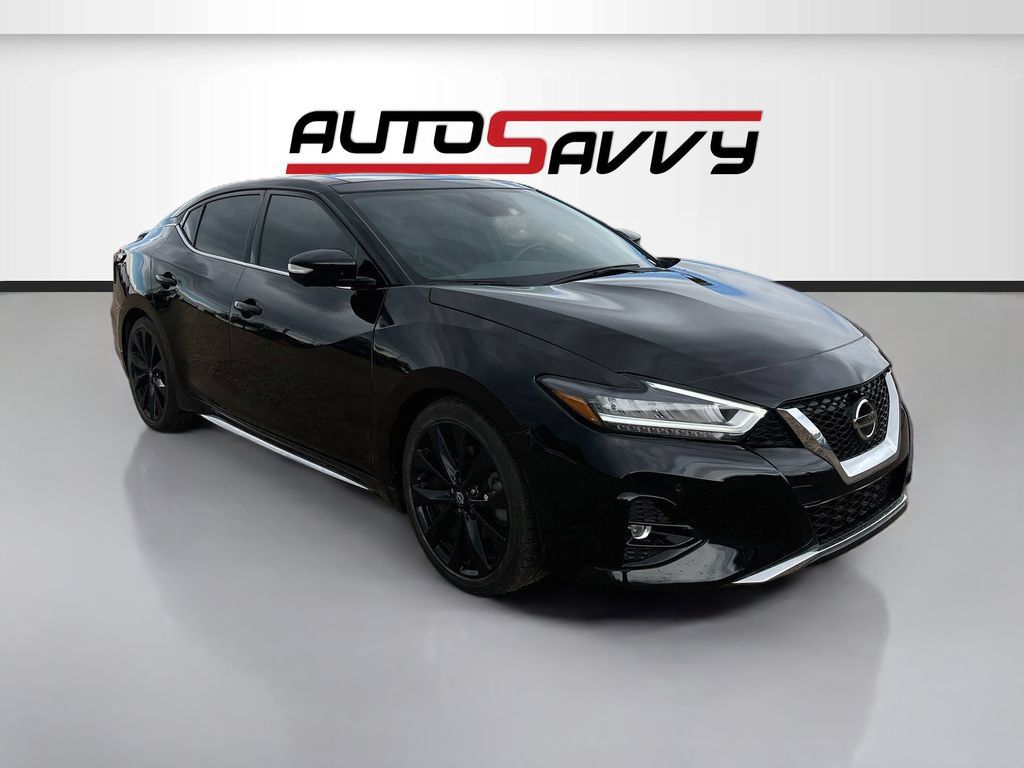 Used 2023 Nissan Maxima SR w/ Sport Mat Group FWD image 1