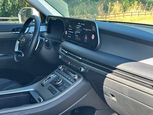 Used 2025 Hyundai Palisade SEL AWD/4WD image 25