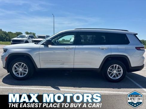 Used 2023 Jeep Grand Cherokee L Laredo w/ Luxury Tech Group I AWD/4WD image 10