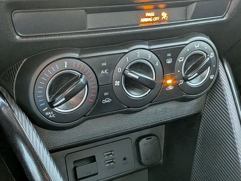 Used 2018 Toyota Yaris iA image 24