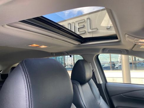Used 2016 MAZDA CX-9 Touring FWD image 11