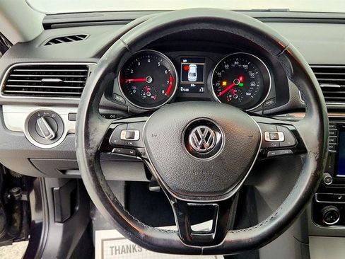 Used 2019 Volkswagen Passat 2.0T Wolfsburg w/ Wheels & Sunroof Package FWD image 13