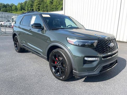 Certified 2024 Ford Explorer ST w/ Equipment Group 401A AWD/4WD image 4