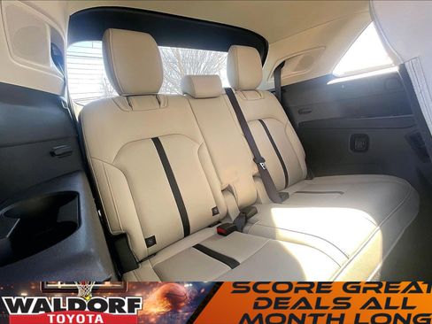 Used 2025 MAZDA CX-90 3.3 Turbo w/ Premium Sport Pkg image 33