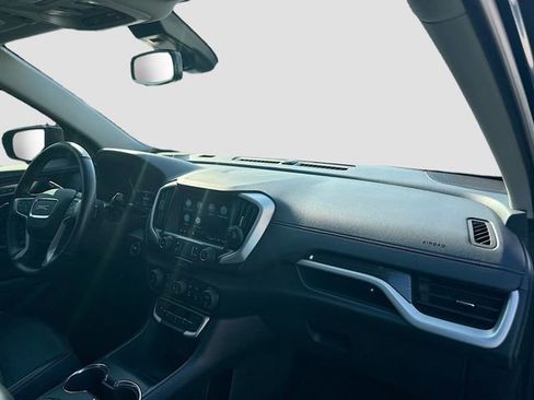 Used 2023 GMC Terrain SLT w/ Elevation Edition image 20