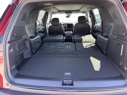 New 2026 Chevrolet Traverse Z71 AWD/4WD image 8