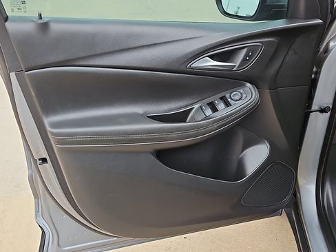 Used 2025 Buick Encore GX Preferred FWD image 13