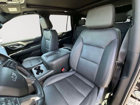 Used 2023 Chevrolet Tahoe Z71 w/ Luxury Package AWD/4WD image 22