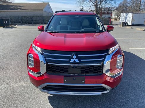 New 2025 Mitsubishi Outlander SE image 3