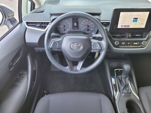 Used 2024 Toyota Corolla LE image 11