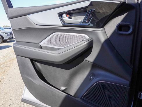 New 2026 Acura MDX Base image 13