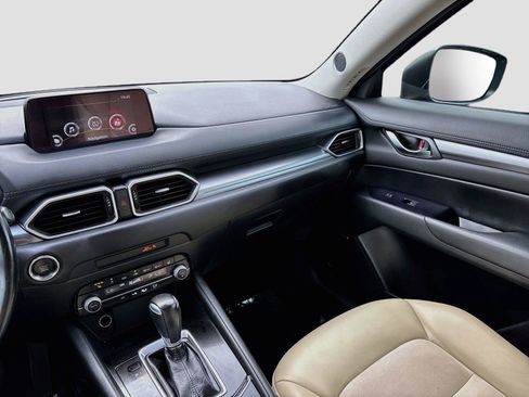 Used 2019 MAZDA CX-5 Touring FWD image 24