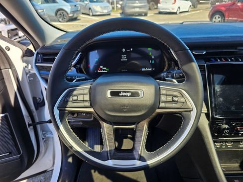 Used 2023 Jeep Grand Cherokee 4WD 4xe image 25