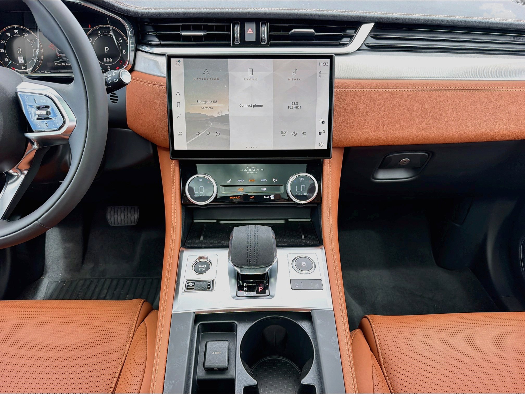New 2026 Jaguar F-PACE R-Dynamic S AWD/4WD image 19