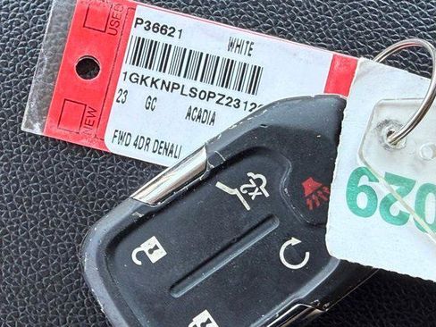 Used 2023 GMC Acadia Denali FWD image 18