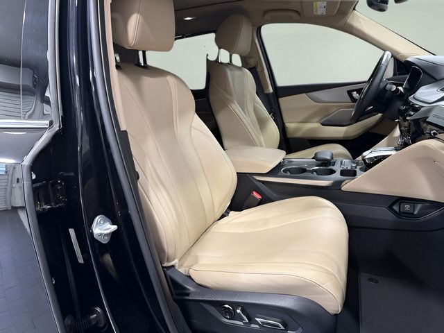 Used 2023 Acura MDX w/ Technology Package FWD image 16