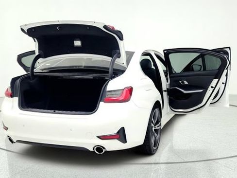 Used 2020 BMW 330i Sedan w/ Convenience Package RWD image 18