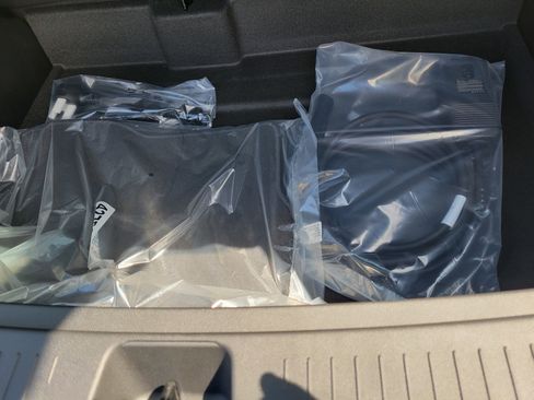 New 2027 Chevrolet Bolt LT FWD image 8