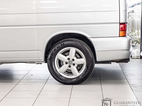 Used 2001 Volkswagen Eurovan FWD image 8