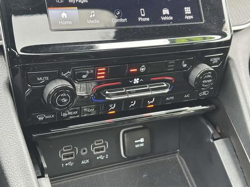 Certified 2025 Jeep Grand Cherokee L Altitude image 16