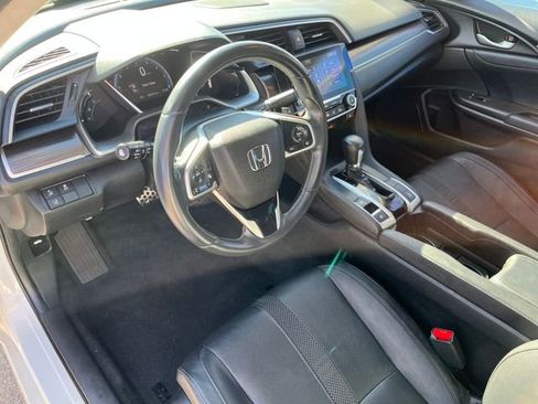 Used 2020 Honda Civic Touring image 4