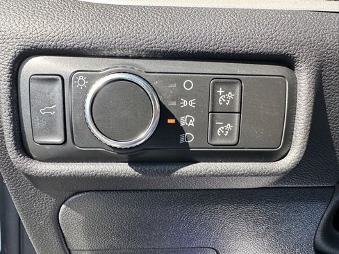 Certified 2020 Ford Explorer XLT image 16