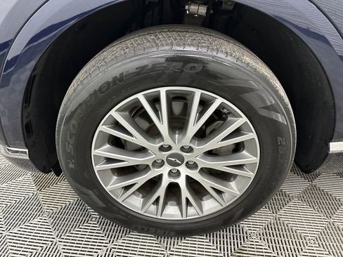 Used 2024 Genesis GV80 2.5T AWD/4WD image 13