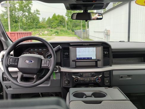 Used 2026 Ford F250 XL w/ XL Off-Road Package AWD/4WD image 15