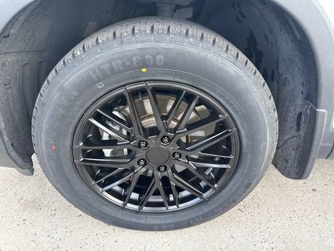Used 2021 Honda Pilot EX-L image 9