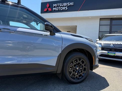 New 2026 Mitsubishi Outlander AWD image 16
