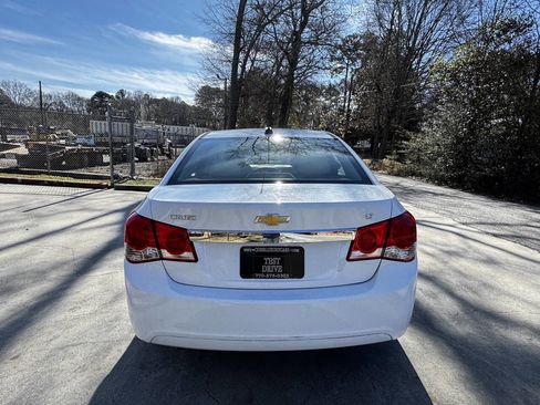 Used 2015 Chevrolet Cruze LT image 7