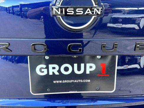 New 2026 Nissan Rogue Dark Armor image 8