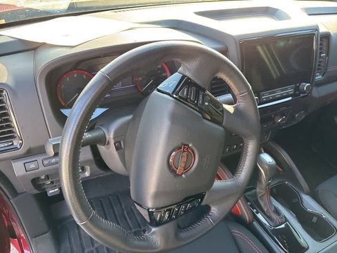 Used 2022 Nissan Frontier Pro-X image 12