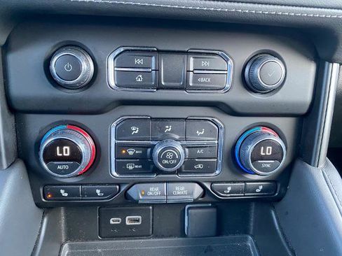 Used 2024 Chevrolet Tahoe LT image 21