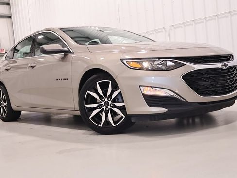 Used 2022 Chevrolet Malibu RS FWD image 34