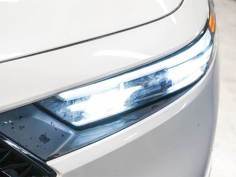 Used 2024 Honda Accord EX image 7