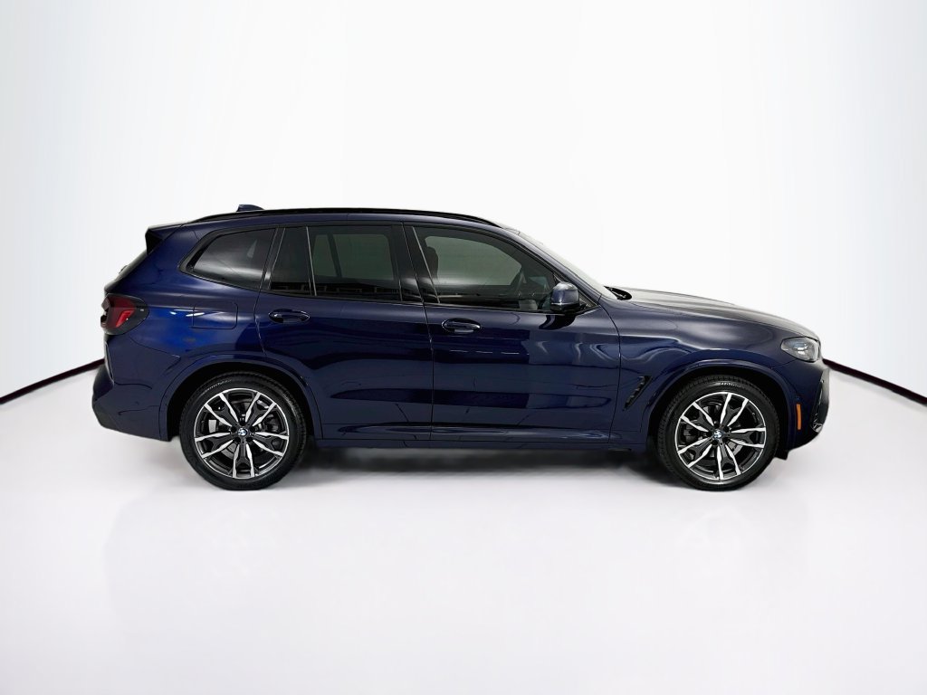Used 2023 BMW X3 sDrive30i w/ M Sport Package RWD image 4