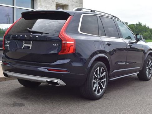 Used 2017 Volvo XC90 T6 Momentum w/ Convenience Package AWD/4WD image 17