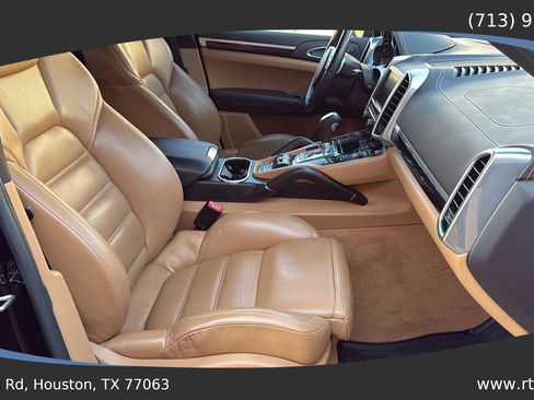 Used 2011 Porsche Cayenne S image 34