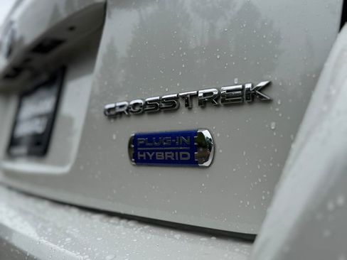 Certified 2023 Subaru Crosstrek Hybrid w/ Moonroof Package w/Navigation AWD/4WD image 43
