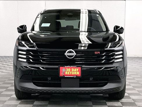 New 2026 Nissan Kicks SR w/ SR Premium Package AWD/4WD image 31