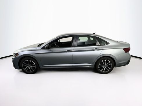 Used 2025 Volkswagen Jetta Sport FWD image 8