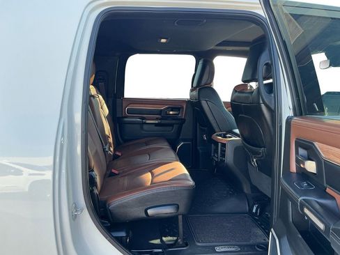 Used 2023 RAM 3500 Limited image 23