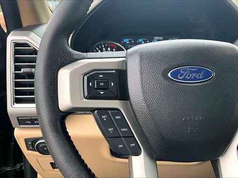 Used 2016 Ford F150 Lariat w/ Trailer Tow Package image 12