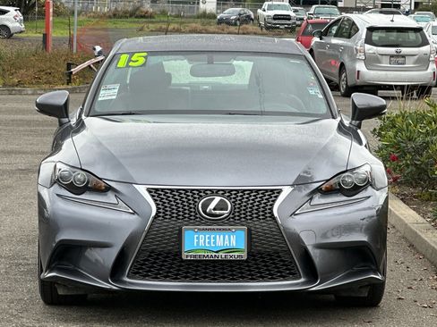 Used 2015 Lexus IS 250 image 9