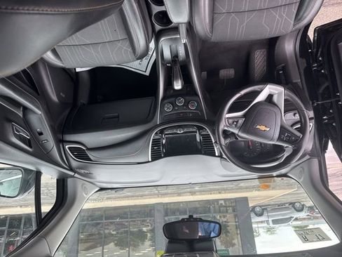 Used 2019 Chevrolet Trax LT w/ Sun & Sound Package FWD image 13